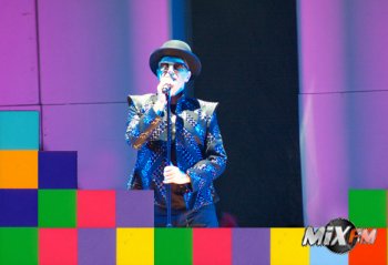 Pet Shop Boys везет с собой в Украину потрясающую сцену и шоу 